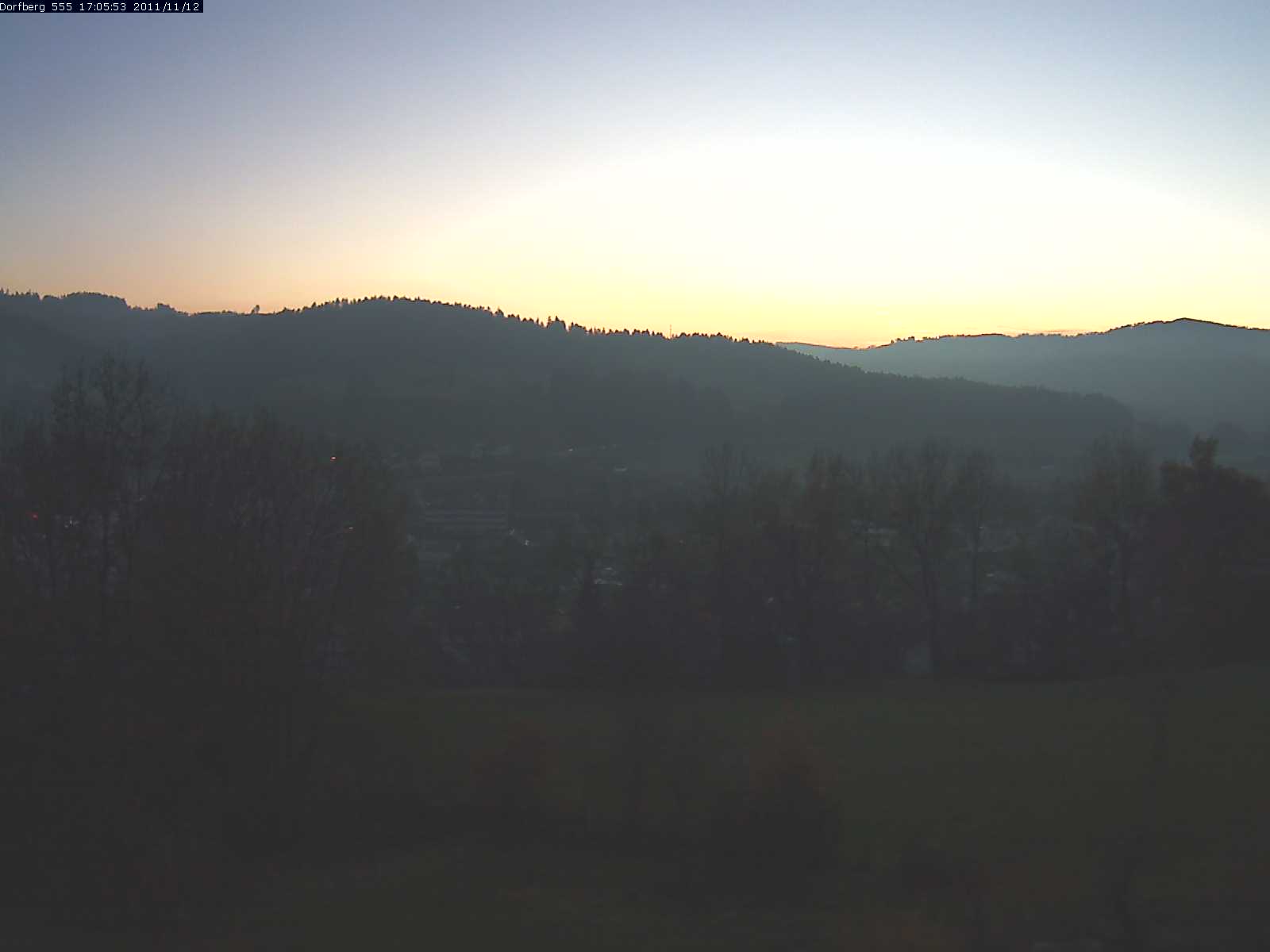 Webcam-Bild: Aussicht vom Dorfberg in Langnau 20111112-170600